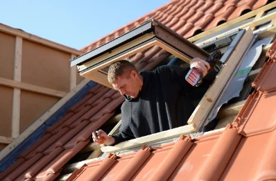 Pose de fenêtres de toit Velux à Hennebont